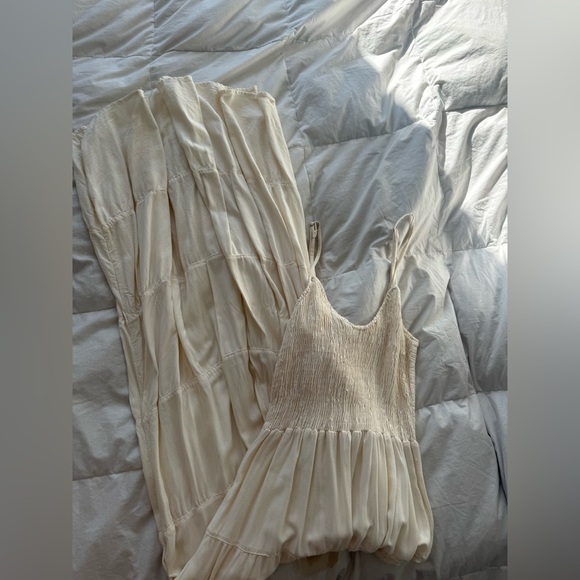 Brandy Melville maxi dress - Picture 2 of 4